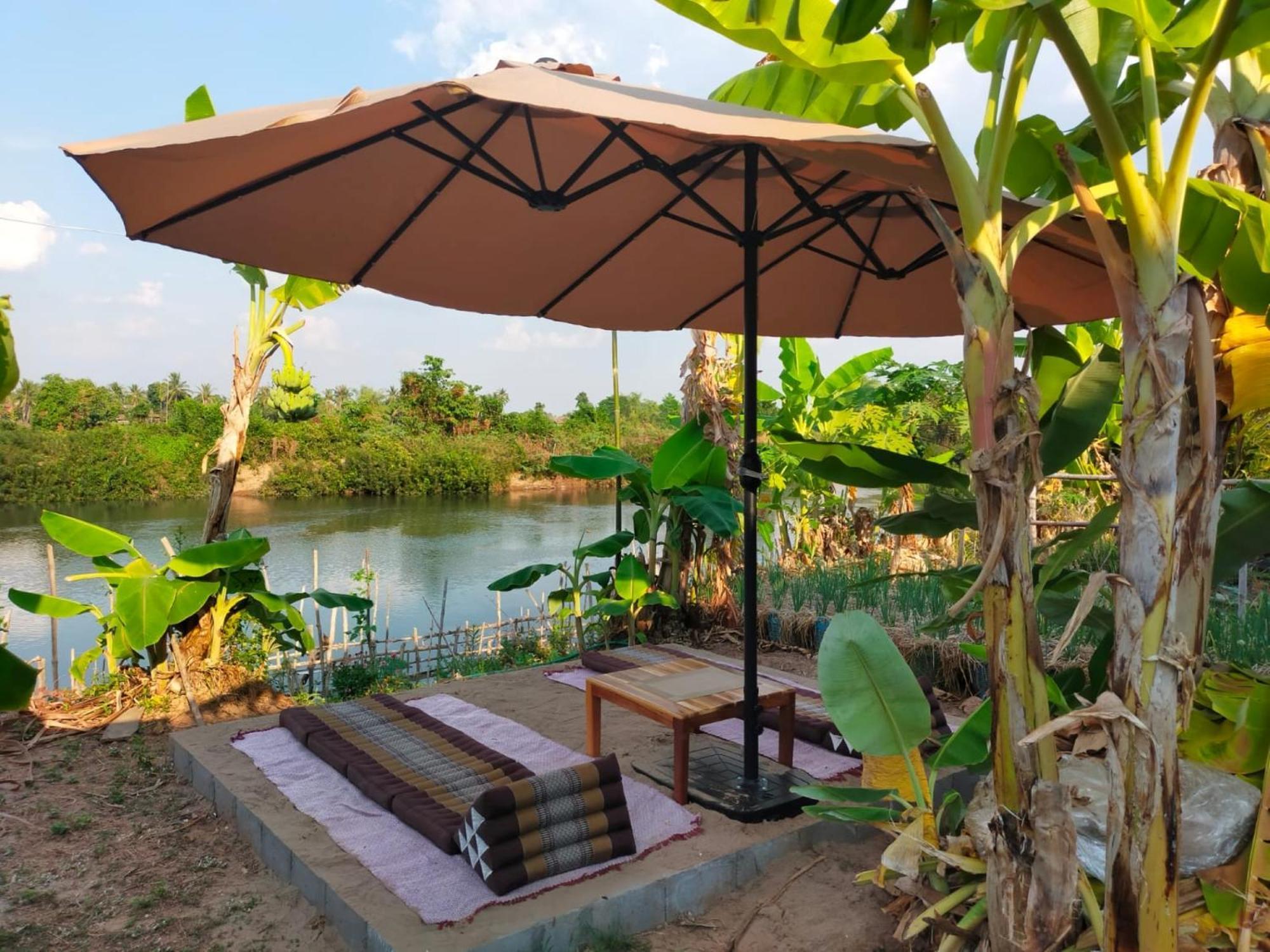 Chanhthida Guesthouse And The River Front Restaurant Ban Khon Экстерьер фото