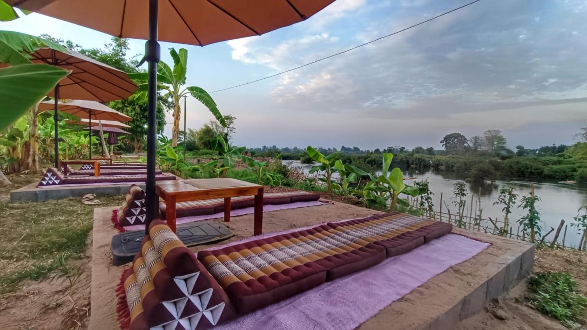 Chanhthida Guesthouse And The River Front Restaurant Ban Khon Экстерьер фото